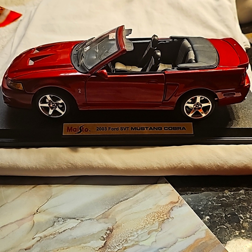 2003 Maisto Ford SVT Mustang Cobra